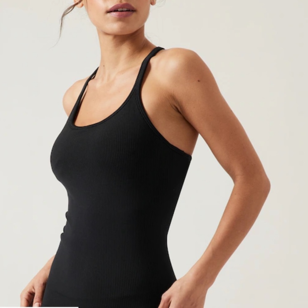 Athleta Renew Seamless Support Top (black, size small)